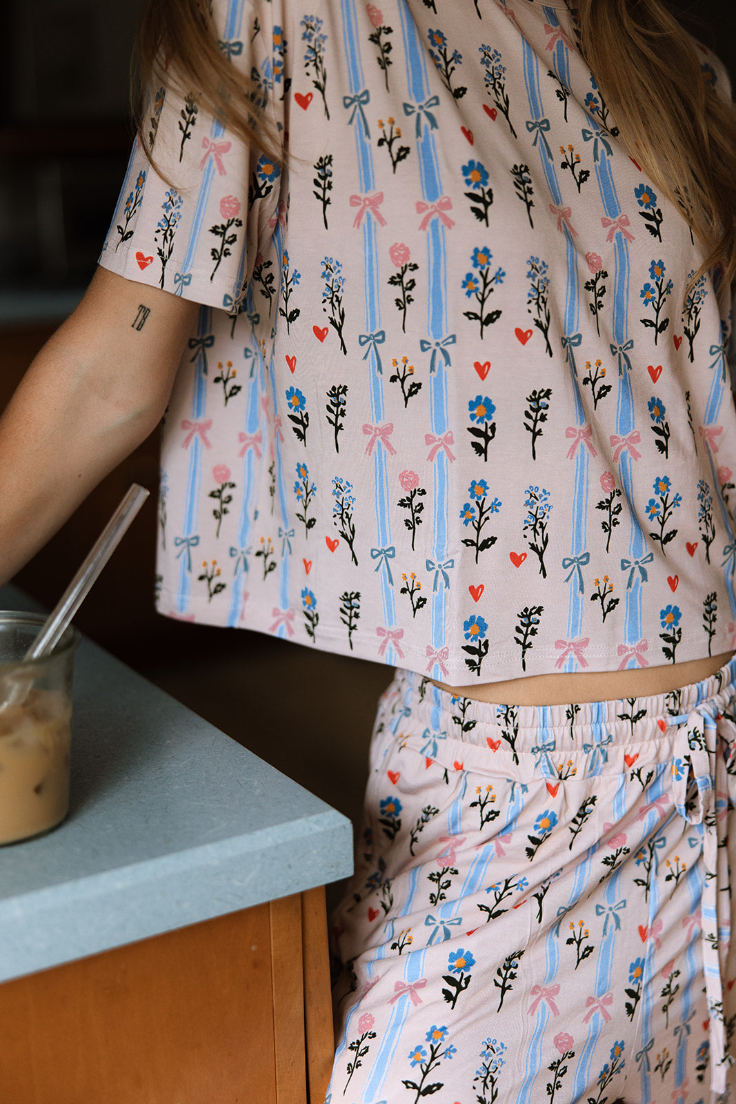Bows &amp; Petals Women Sleepwear Set