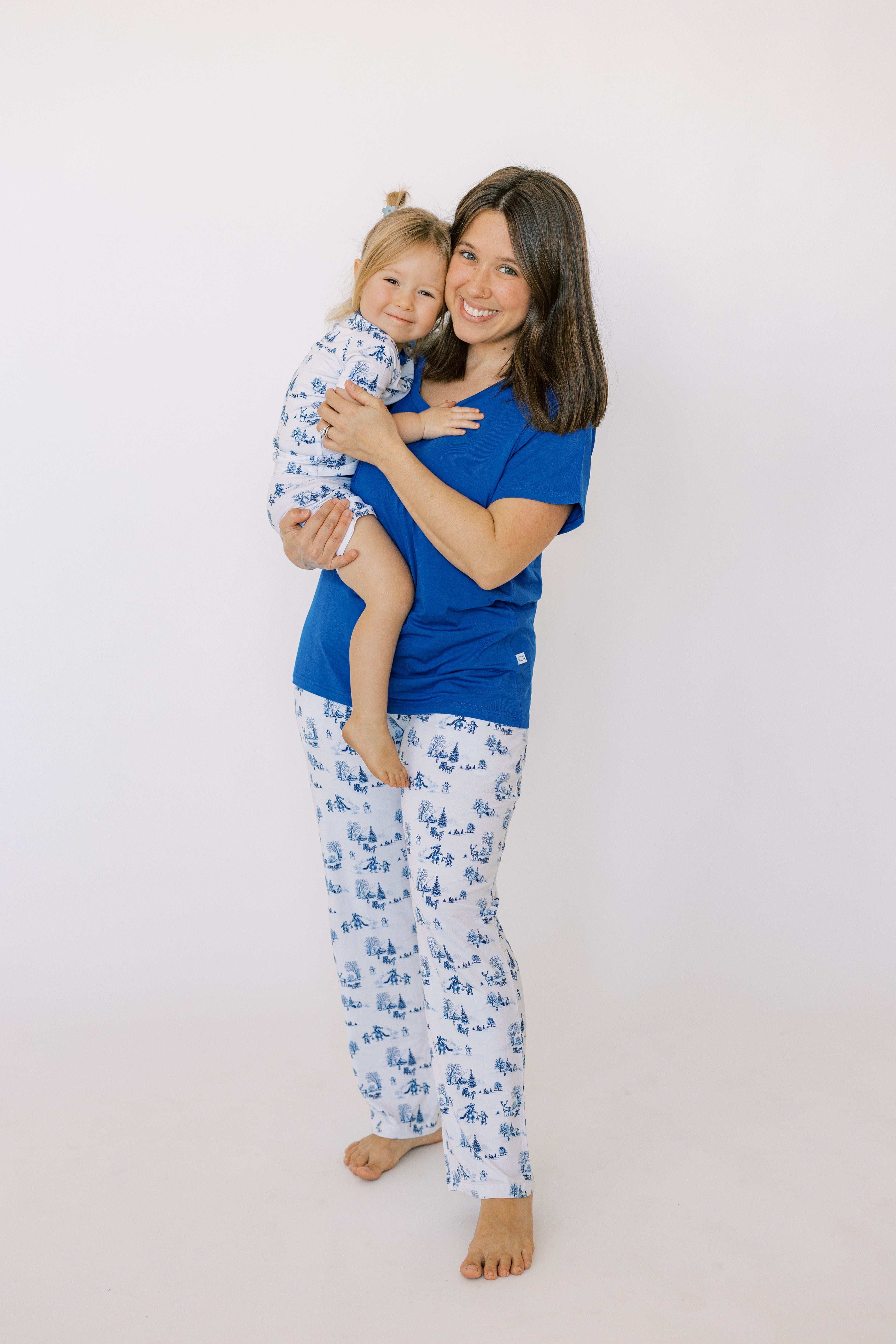 Snowy Day - Women Two Pcs Pj - GettCozy