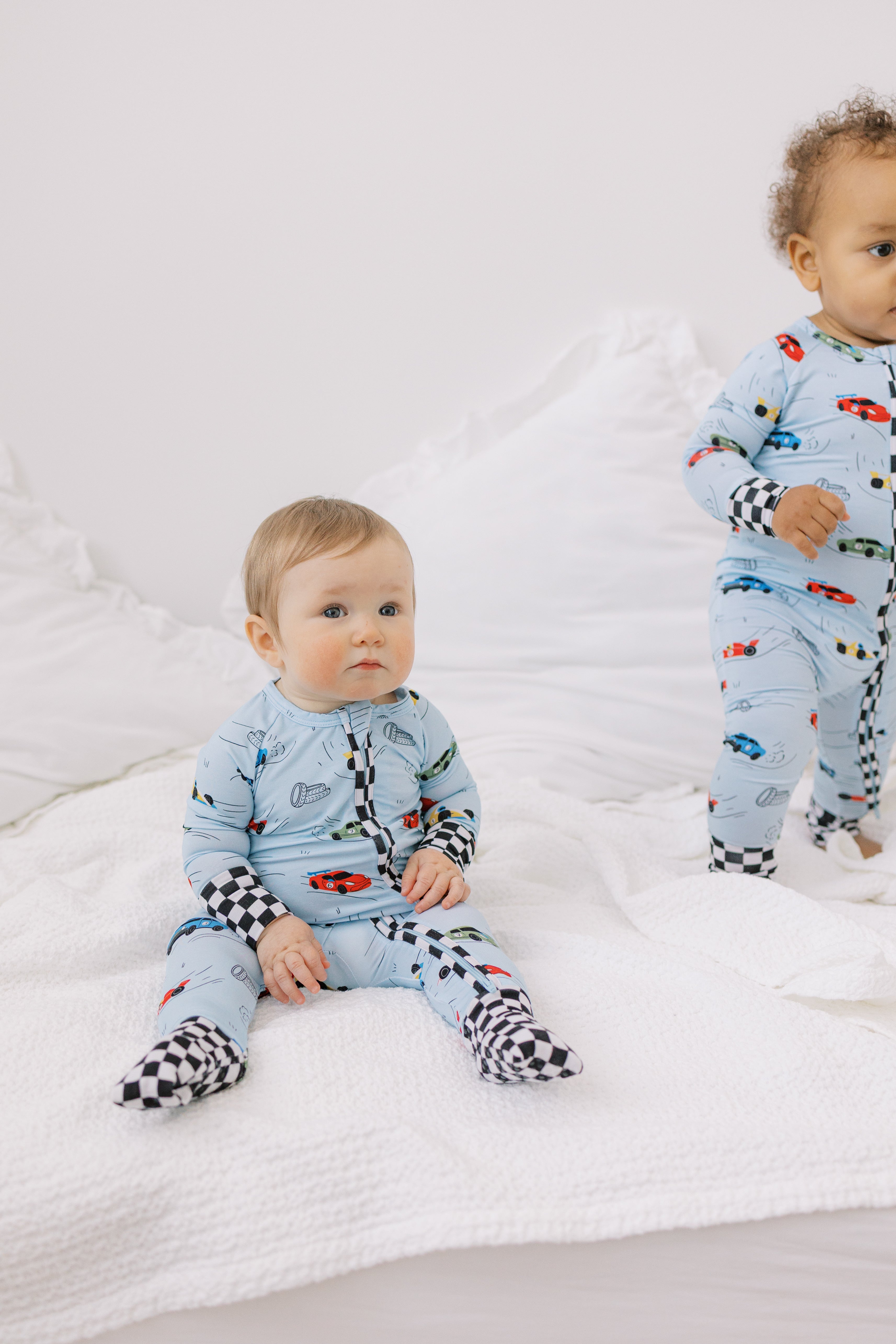DREAM DRIFTERS - Long Sleeve Zippies - GettCozy