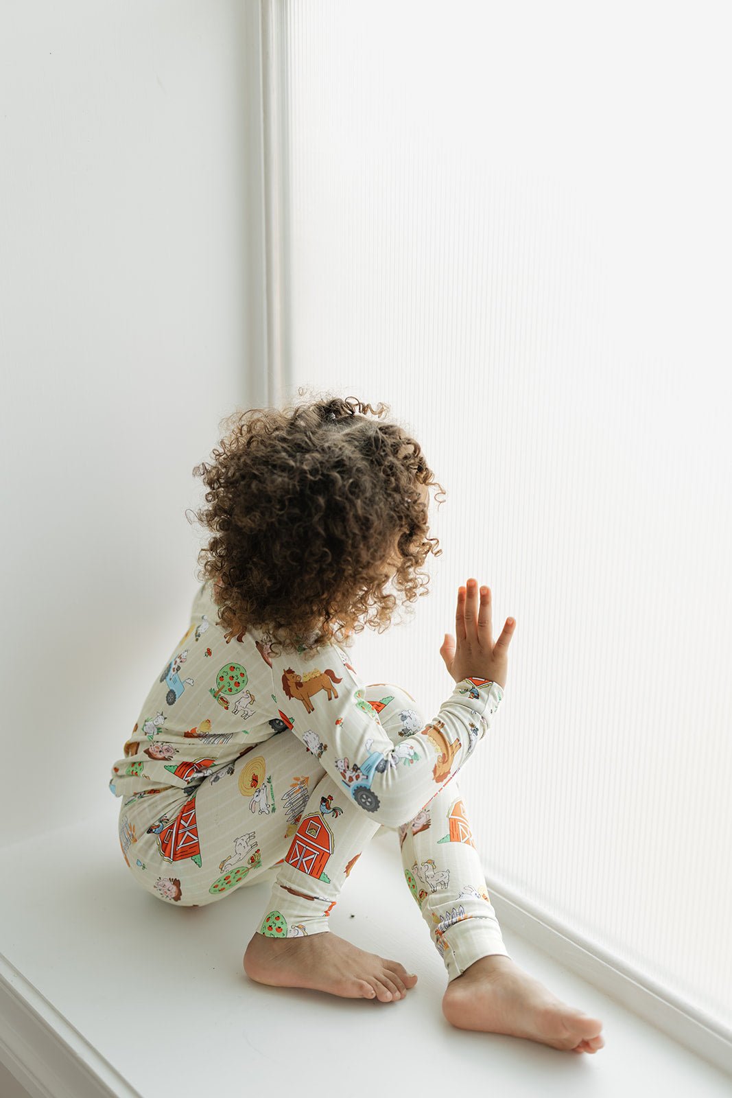 Farmstead Long Sleeve Bamboo Pajama Set - GettCozy
