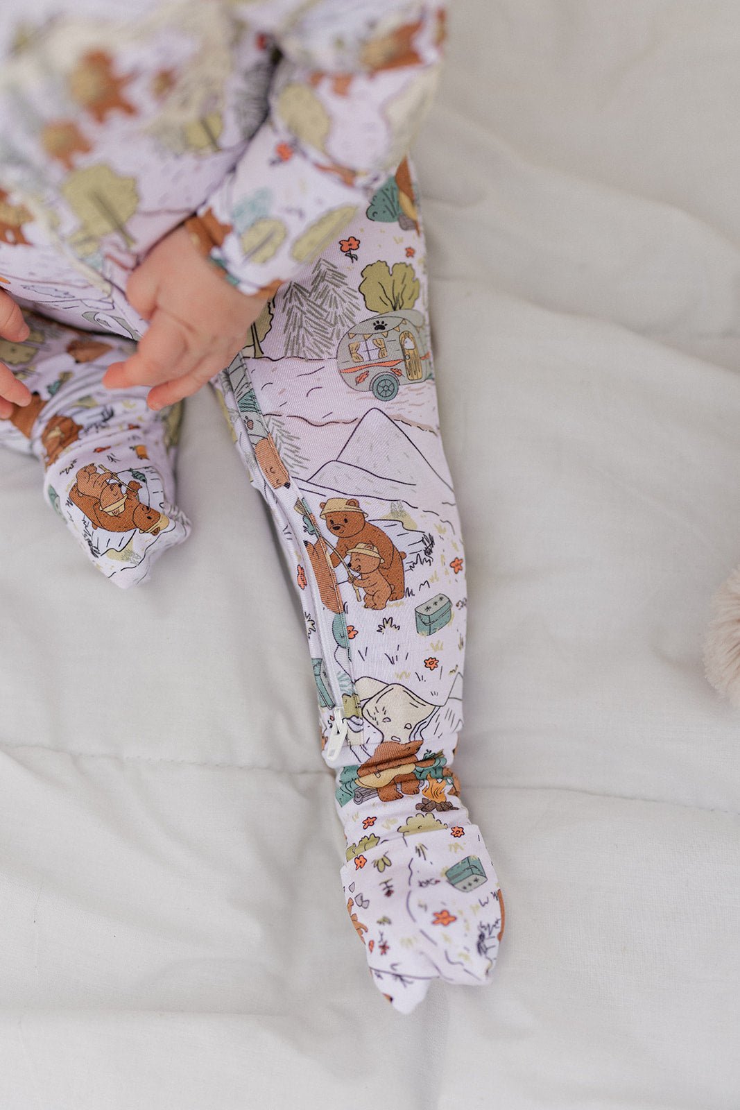 Mount Beary - Long Sleeve Zippies - GettCozy
